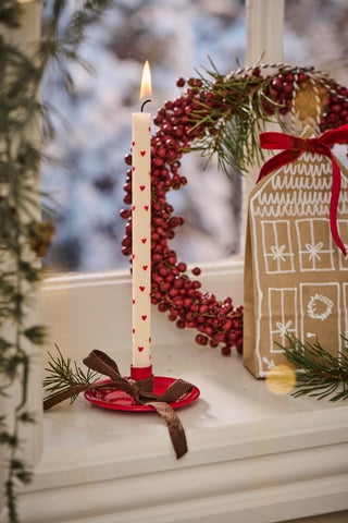 Taper Candle White With Red Hearts 20cm