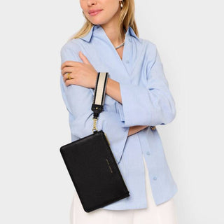 Hallie Wristlet Pouch Black
