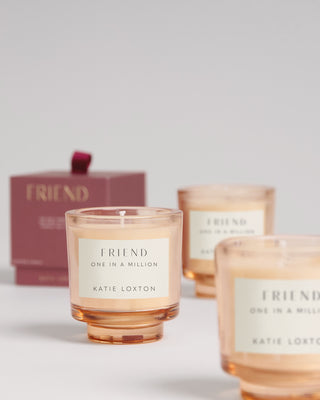 Sentiment Candle Friend English Pear & White Tea