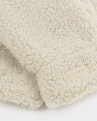Teddy Mittens With Cord Cream