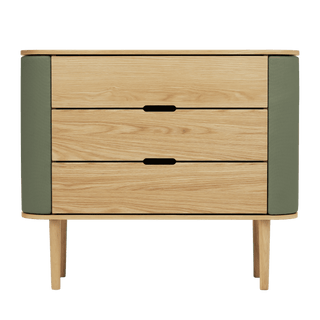 Treasures Dresser