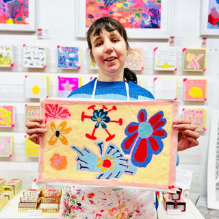 Yellow Daffodil White Choc Buttons 100g