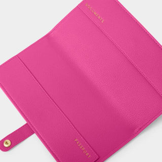 Sentiment Travel Wallet Magenta